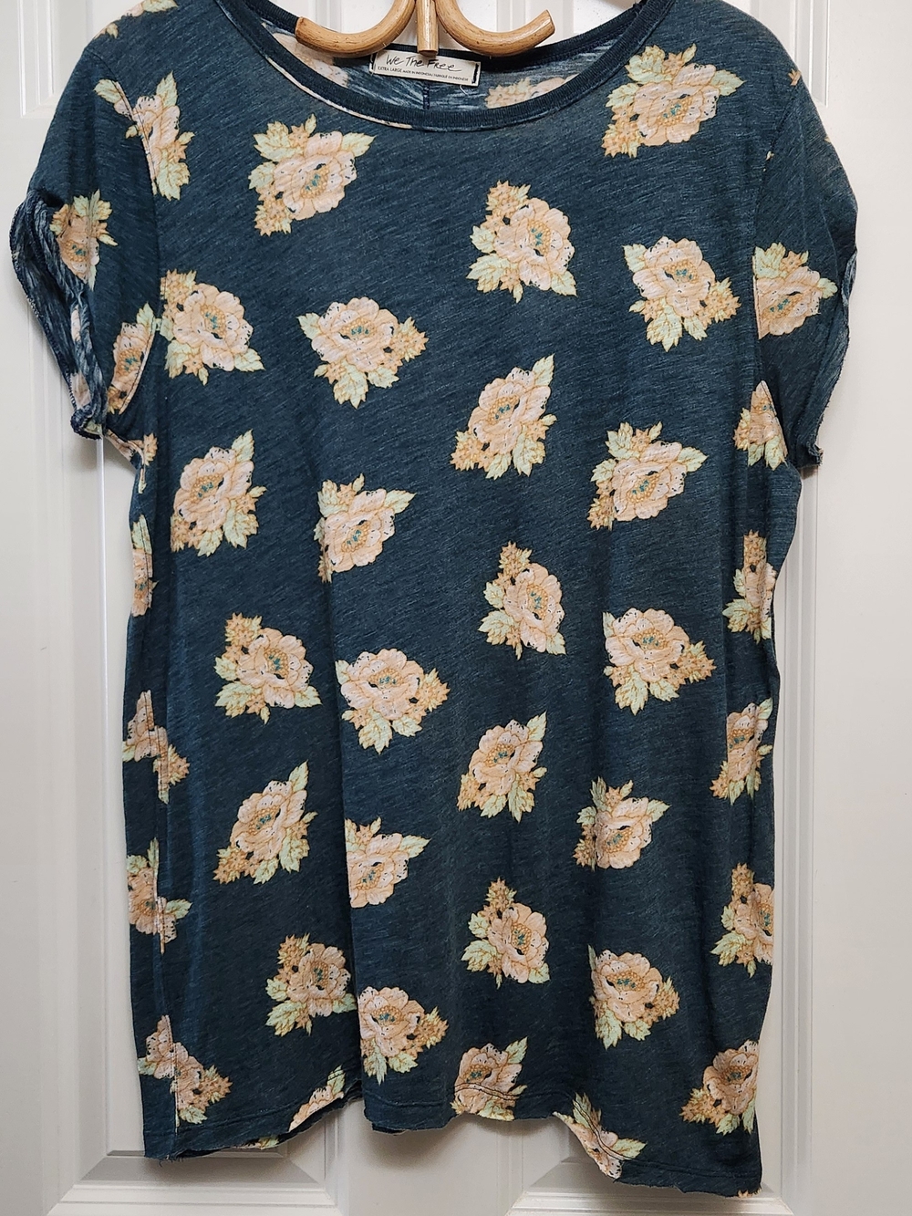 We The Free Brand, Floral Tee - Teal Color with Peach Floral Print, XL.